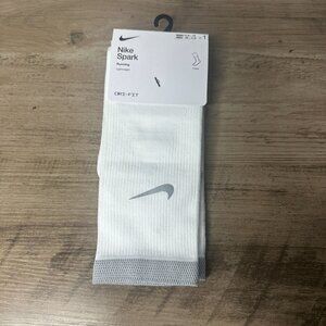 NWT Nike Unisex Spark Dri-FIT Running Crew Socks White Size Large (DA3584-100)
